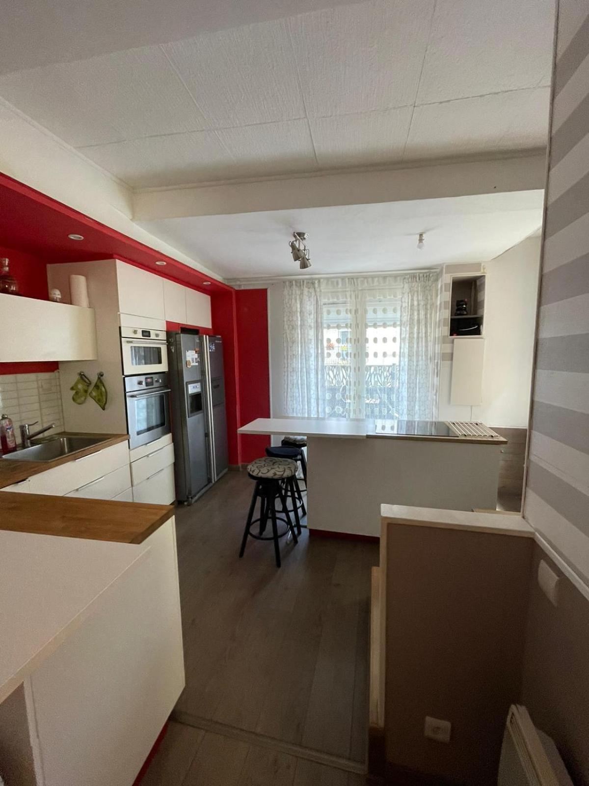 Spacious Town House With Balcony Montagnac  Exterior photo
